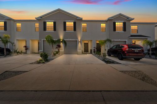9248 Rock Harbour Way, Tampa, FL, 33637-5315 | Card Image