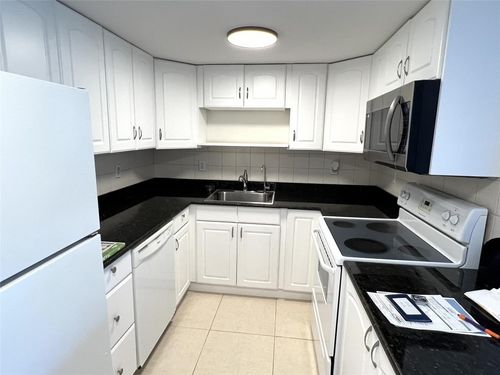 118-505 Ne 20th Ave, Deerfield Beach, FL, 33441-3862 | Card Image