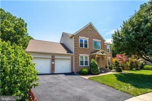 13699 Southernwood Ct, CHANTILLY, VA, 20151-3345 | Card Image