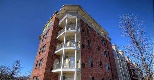 870 Mayson Turner Rd Nw, Atlanta, GA, 30314-3427 | Card Image