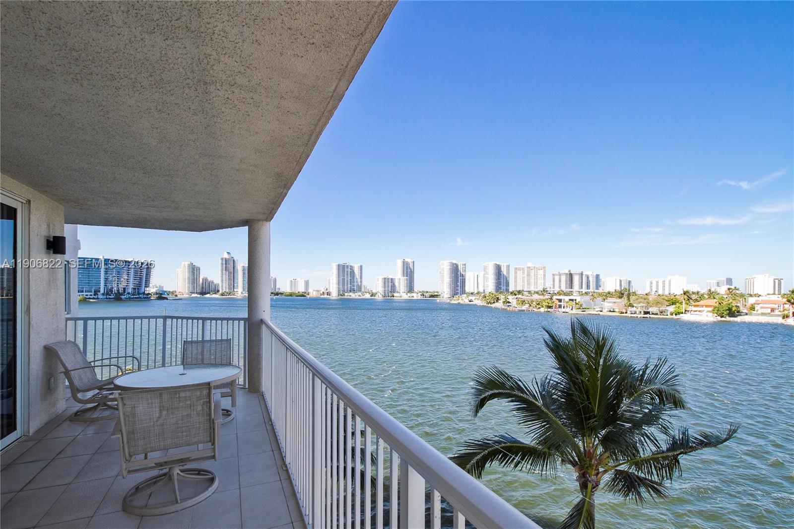 Residential in Sunny Isles Beach 5