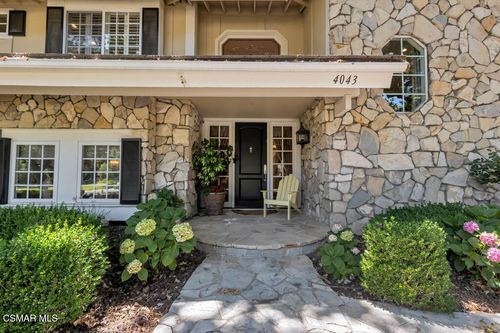 4043 Cresthaven Dr, Westlake Village, CA, 91362-4208 | Card Image