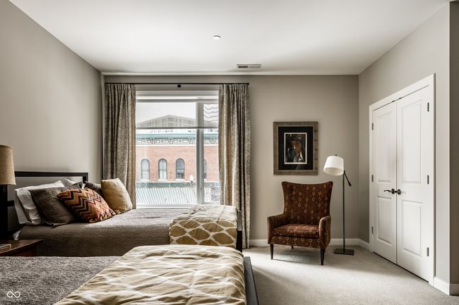 UNIT-204 - 333 Massachusetts Ave, Condo with 2 bedrooms, 2 bathrooms and null parking in Indianapolis IN | Image 33