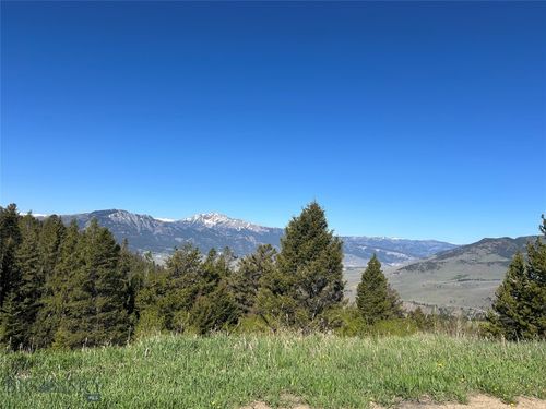 384 Crevice Rd, Gardiner, MT, 59030 | Card Image