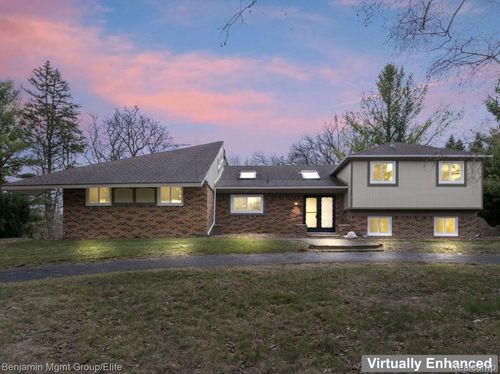 5910 Cedar Knoll Dr, Brighton, MI, 48116-9431 | Card Image