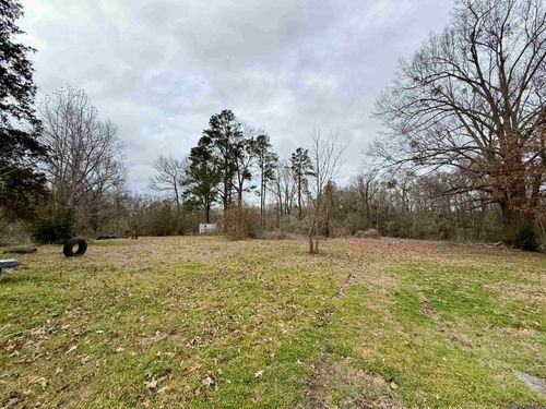 21 Southview Dr, Natchez, MS, 39120-9429 | Card Image