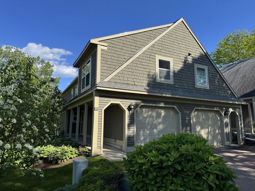 283 Redrock Drive, Burlington, VT, 05401 | Card Image