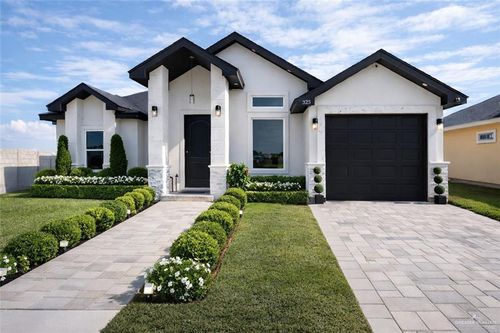 325 Dawn St, Rio Grande City, TX, 78582-2040 | Card Image