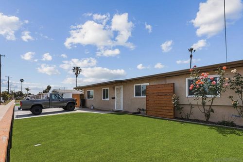1127 Hemlock Ave, Imperial Beach, CA, 91932-3520 | Card Image
