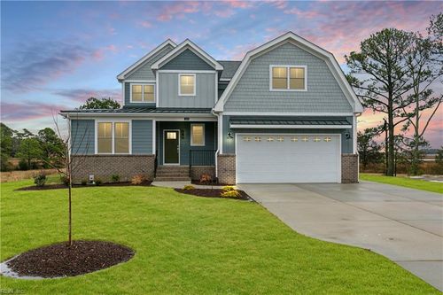 105 Ocean Breeze Dr, Yorktown, VA, 23693-2453 | Card Image
