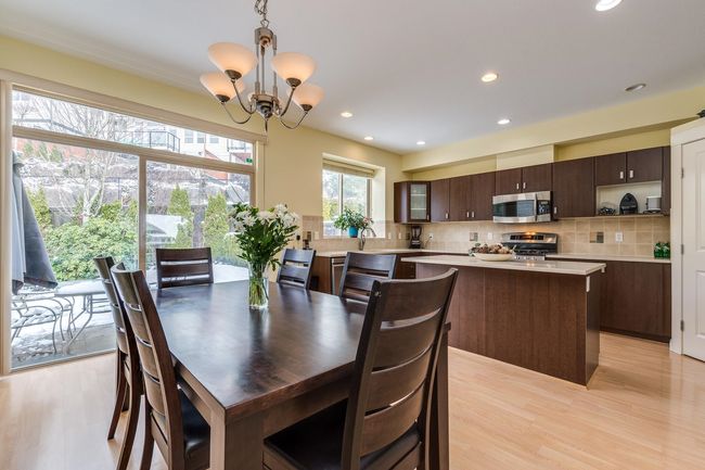 93 Fernway Drive, Home with 3 bedrooms, 2 bathrooms and 3 parking in Port Moody BC | Image 10