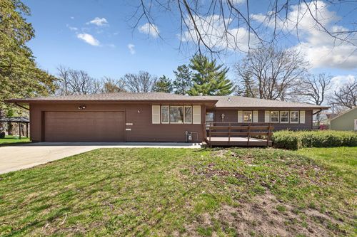1051 Anderson Pl, Owatonna, MN, 55060-3728 | Card Image