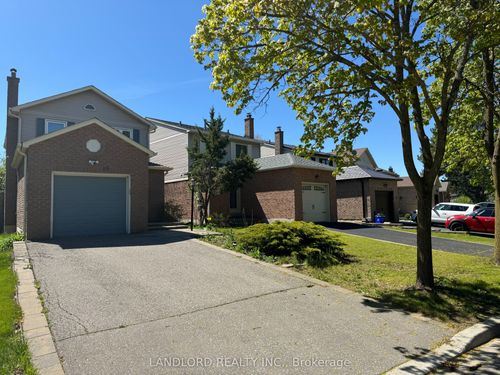 19 Vanessa Rd, Unionville, ON, L3R4W1 | Card Image