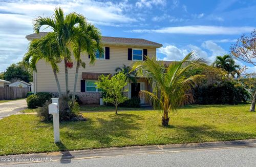 215 Bonita Dr, Merritt Island, FL, 32952-5101 | Card Image