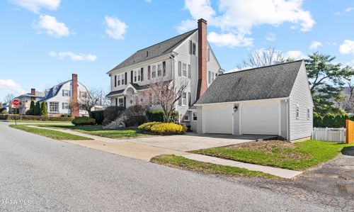 2601 Quail Ave, Altoona, PA, 16602-4423 | Card Image