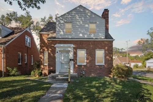15375 Sussex St, Detroit, MI, 48227-2654 | Card Image