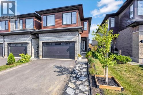 29 Bellhouse Ave, Brantford, ON, N3T0T7 | Card Image