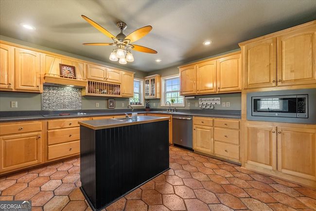 812 Lickskillet Rd, House other with 4 bedrooms, 3 bathrooms and null parking in Epworth GA | Image 12