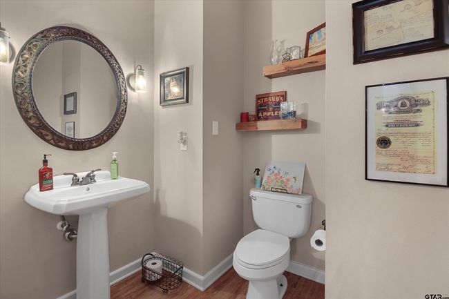 18551 Lazy Ln, House other with 5 bedrooms, 4 bathrooms and null parking in Flint TX | Image 7