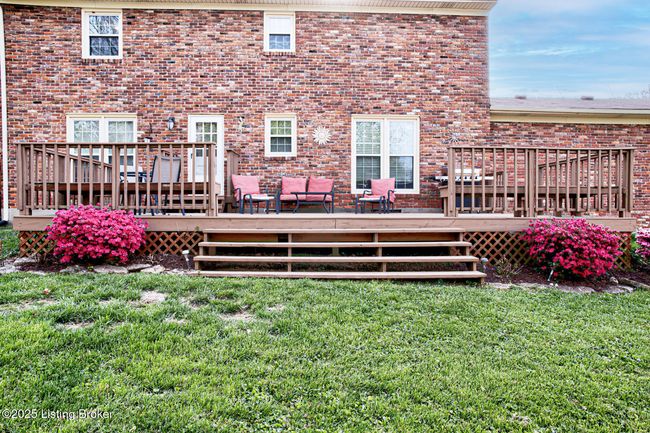 3904 Bayonne Ct, House other with 4 bedrooms, 3 bathrooms and null parking in Jeffersontown KY | Image 37