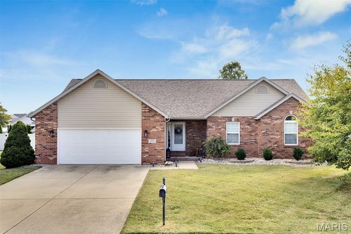340 Ratz Dr, Pontoon Beach, IL, 62040-6638 | Card Image