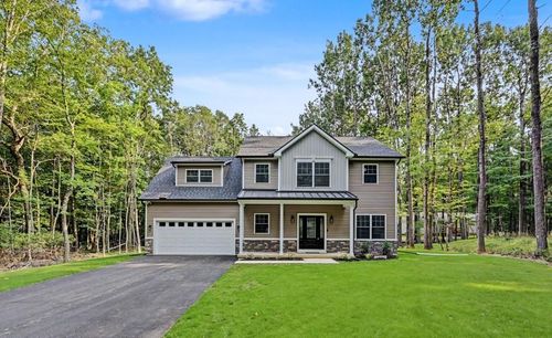 128 Gumwood Ln, Kunkletown, PA, 18058-8055 | Card Image