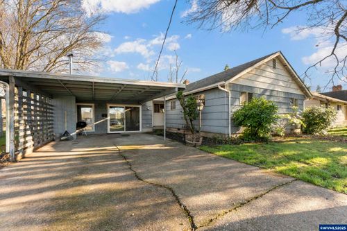 2398 32nd Ave Ne, Salem, OR, 97301-8051 | Card Image