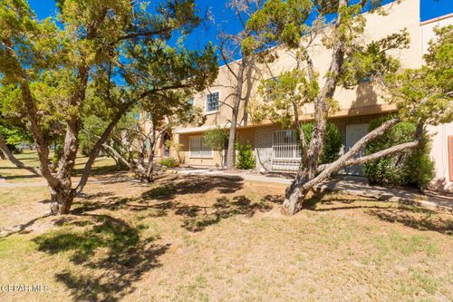 233-233 Maricopa Dr, El Paso, TX, 79912-4401 | Card Image