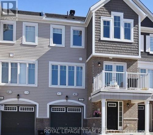 707 Juneberry Lane, Stittsville, ON, K2V0K1 | Card Image