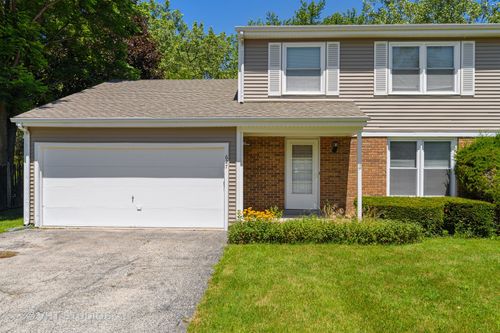 627 Smith Ave, Lake Bluff, IL, 60044-1718 | Card Image