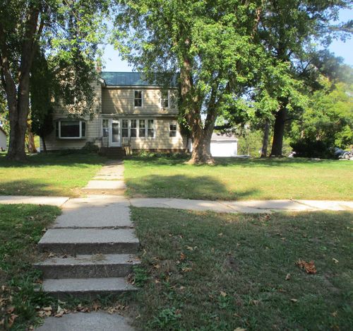 608 Lavalle St, Reedsburg, WI, 53959-1553 | Card Image