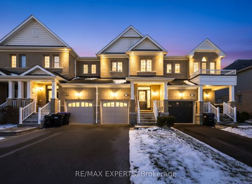 {{alt}} | Card Image