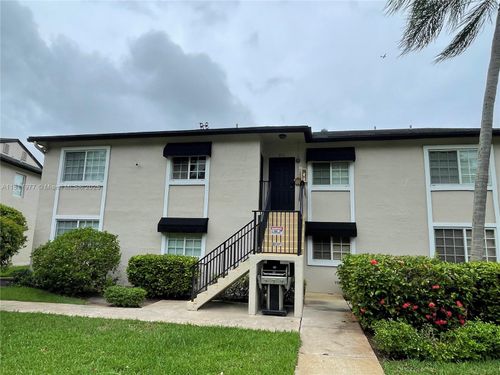 apt-111-4000 Crystal Lake Dr, Deerfield Beach, FL, 33064-0810 | Card Image