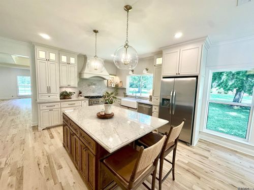 4633 Elm Shadow Dr, Baton Rouge, LA, 70817-1816 | Card Image