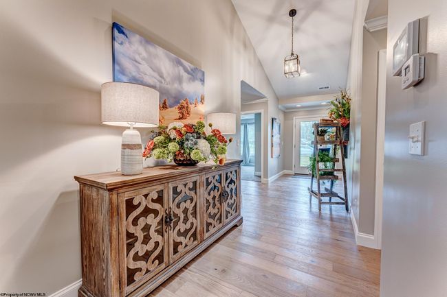 3 Cliff View Cir, House other with 3 bedrooms, 2 bathrooms and 3 parking in Morgantown WV | Image 4