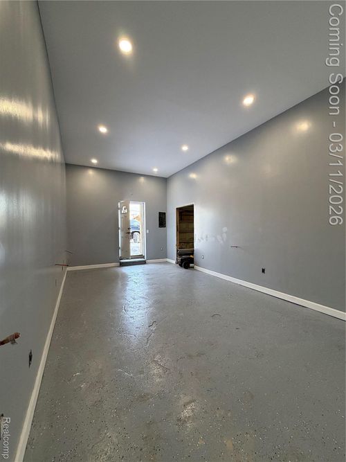 7647 Joy Rd, Detroit, MI, 48204-3318 | Card Image