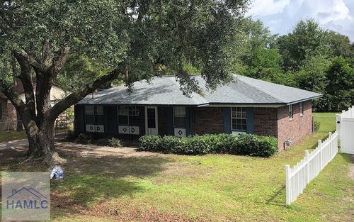 108 Deal St, Hinesville, GA, 31313-4223 | Card Image