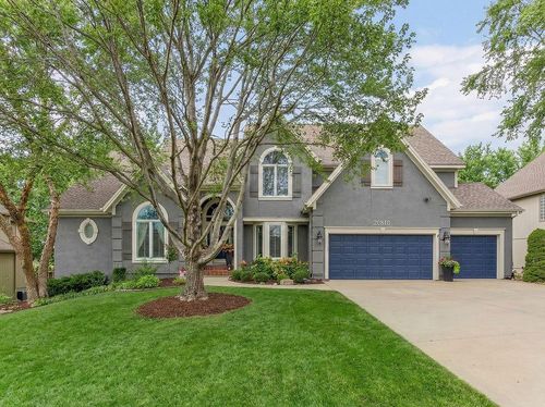 20810 W 94th St, Lenexa, KS, 66220-3727 | Card Image