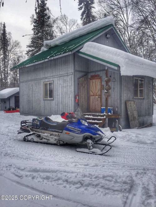 L6 B2 No Road, Skwentna, AK, 99667 | Card Image