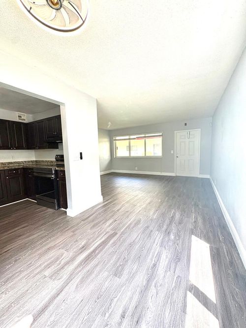 101-5971 Nw 17th Place, Sunrise, FL, 33313 | Card Image