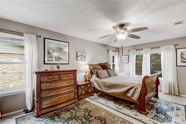 9001 Bubbling Springs Trl, House other with 4 bedrooms, 2 bathrooms and 4 parking in Austin TX | Image 12