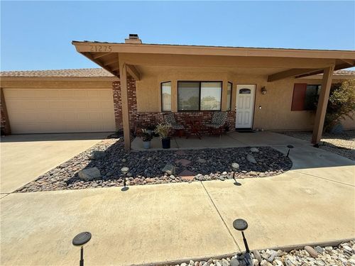 21275 Pocomoke Ct, Apple Valley, CA, 92308-7187 | Card Image