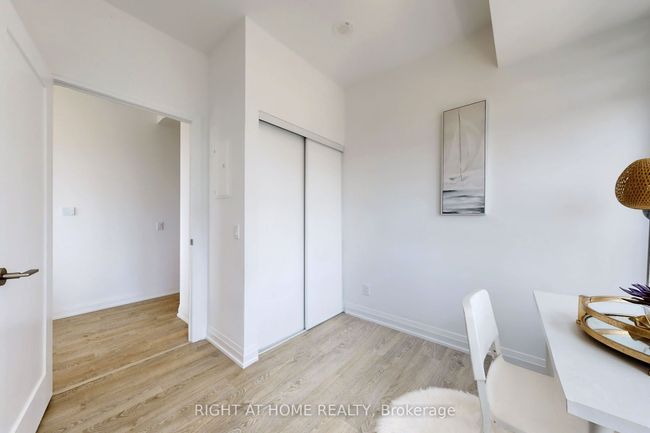 1012 - 286 Main St, Condo with 2 bedrooms, 2 bathrooms and null parking in Toronto ON | Image 22