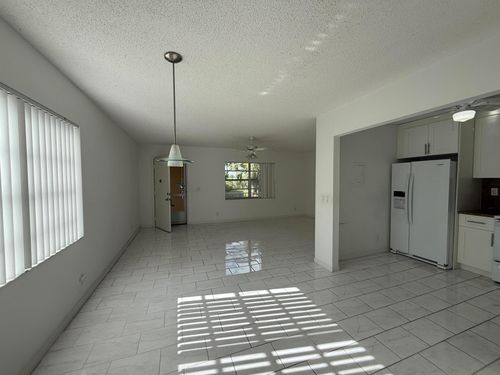 602 Flanders M, Delray Beach, FL, 33484-5205 | Card Image