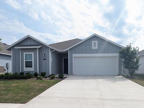 2751 Winding Creek Rd, Kyle, TX, 78640-2666 | Card Image