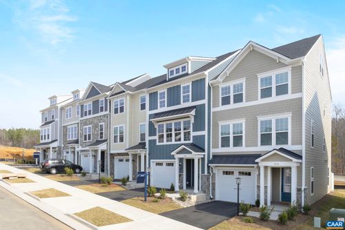 3046 Farrow Cir, CHARLOTTESVILLE, VA, 22901-3283 | Card Image