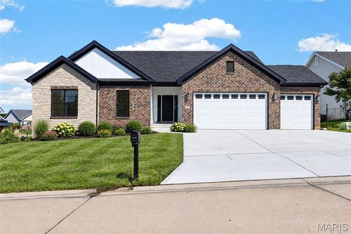 703 Vista Springs Ct, Wentzville, MO, 63385-3256 | Card Image