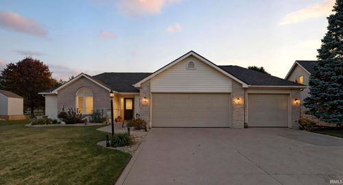 8921 Crosier Ln, Fort Wayne, IN, 46825-3095 | Card Image