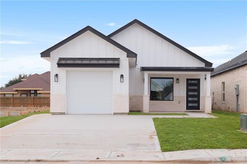 703 W 25th St, Mission, TX, 78572 | Card Image