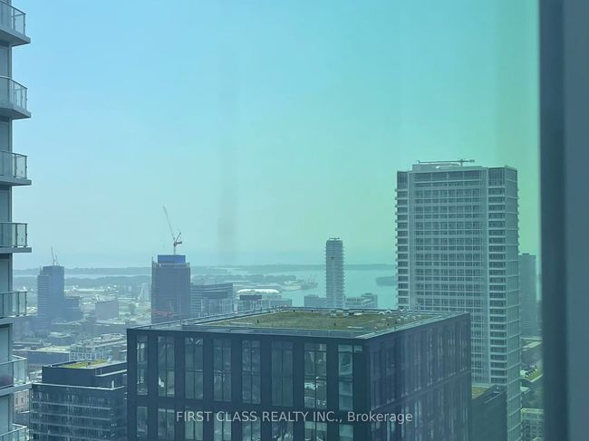 5006 - 252 Church St, Condo with 2 bedrooms, 1 bathrooms and null parking in Toronto ON | Image 6
